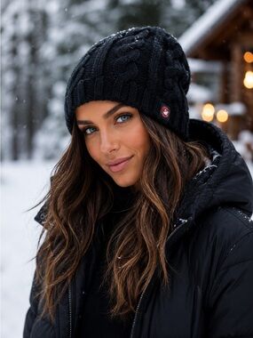 Canada Weather Gear Black Faux Fur lined winter knit hat toque